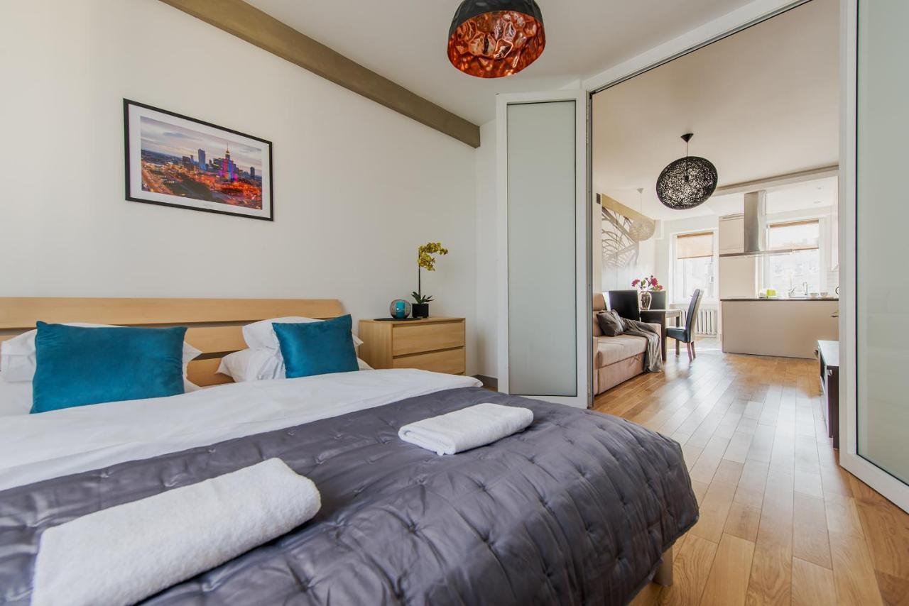 Dworzec Centralny P&O Serviced Apartments Varşovia Exterior foto