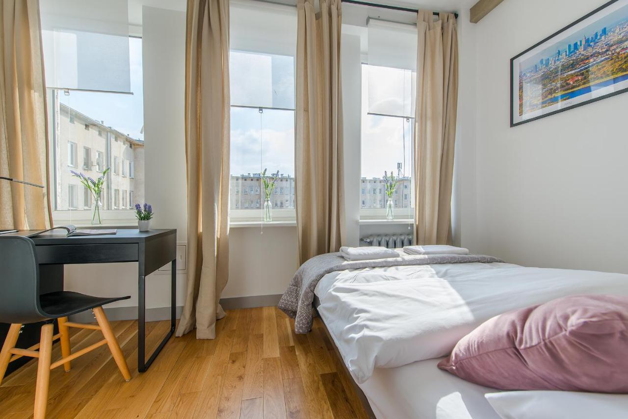 Dworzec Centralny P&O Serviced Apartments Varşovia Exterior foto